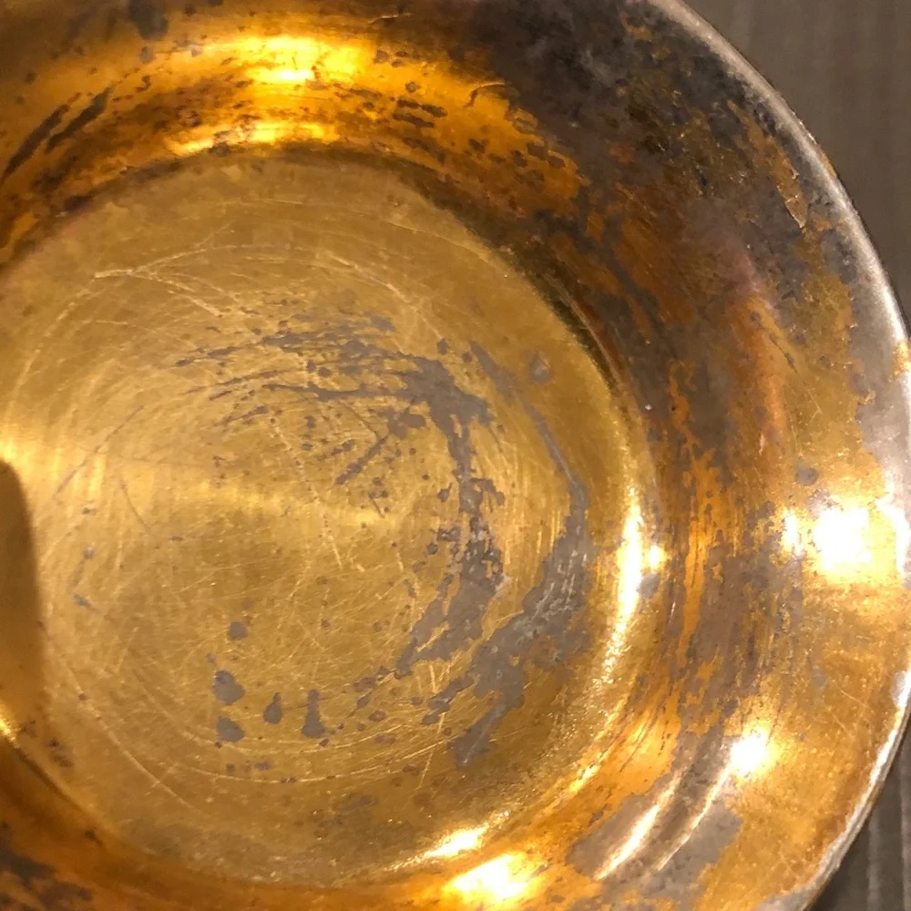 Gold Color Container - Picture 3 of 11